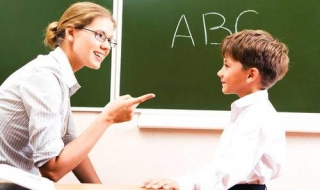 幼儿如何学英语（幼儿如何学英语的方法）