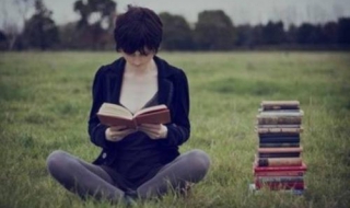 如何读书（如何读书议论文200字左右）