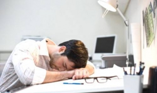 年轻人血压高怎么办 年轻人血压高怎么办吃什么好