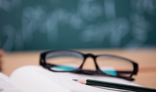 高度近视眼怎么办 高度近视眼该怎么办