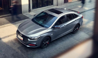 雪佛兰科鲁兹后备箱怎么打开（雪佛兰科鲁兹后备箱打开后,关不上）