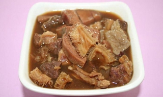 牛杂的精致做法：美味的萝卜牛杂 萝卜牛杂图片大全