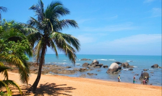 去三亚感受旖旎的热带风光（三亚旅游体验）