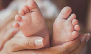 小孩脚臭怎么办（10岁小孩脚臭怎么办）