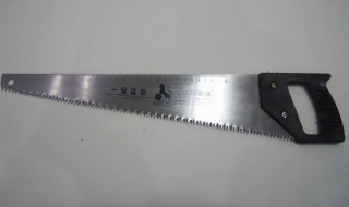 锯东西的时候锯不动了怎么办 锯东西的时候锯不动了怎么办呢