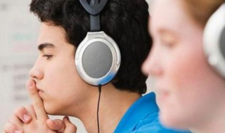 在职研究生如何提高英语听力（在职研究生英语水平）