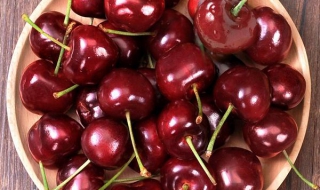 樱桃与车厘子的区别（樱桃与车厘子的区别图片）