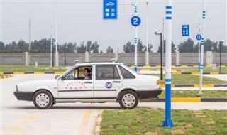 科目二考试必备 科目二考试内容?