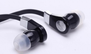 降噪耳机与入耳式耳机哪个比较好 入耳式降噪耳机哪款好