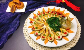 送给偶像刘翔的孔雀开屏鱼