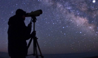 摄影师怎么提高自己 摄影师怎么提高自己的画质