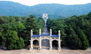 如何画南京中山陵简笔画 画南京中山陵简笔画彩色 玄武湖