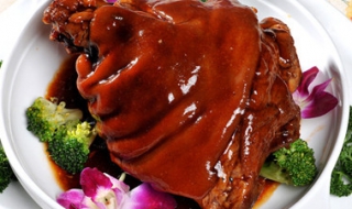 红烧肘子的做法（红烧肘子的做法 家常）