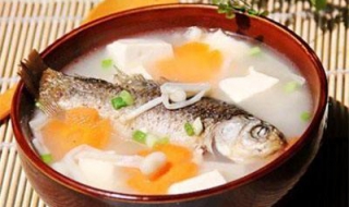 炖鱼汤的做法有哪些（炖鱼的汤怎么做）