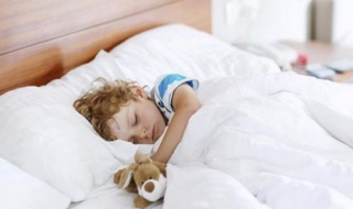 持续低烧怎么办（一直持续低烧怎么办）