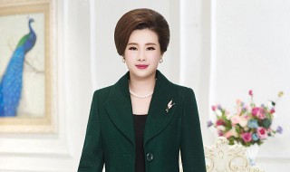 40至50岁女人穿衣搭配 40至50岁女人穿衣搭配图片