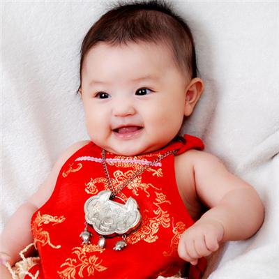 六个月宝宝发热怎么办啊（六个月宝宝发热怎么办啊吃什么）