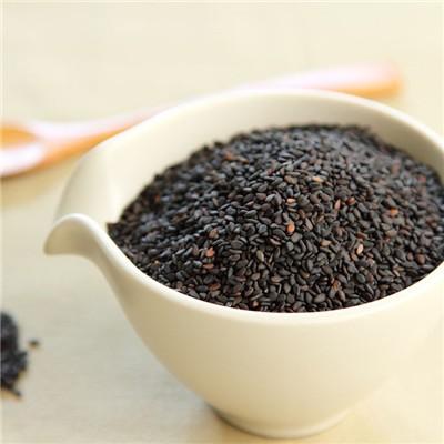 黑芝麻和核桃一起吃有什么好处 黑芝麻和核桃一起吃有什么好处早上吃还是晚上吃好