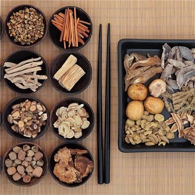 飞蚊症怎么治（飞蚊症怎么治疗）