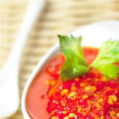 腿上长了个硬疙瘩怎么办 腿上长了一个硬疙瘩怎么办