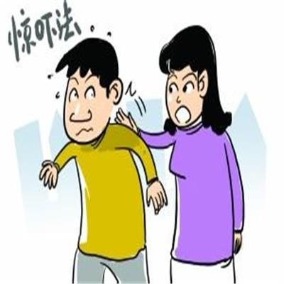 总打嗝反气是怎么回事（总是打嗝反气胃里反气是什么原因）