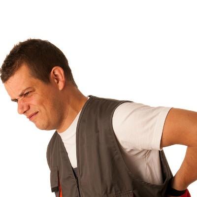 男人腰凉是什么原因 男人腰凉是什么原因呢