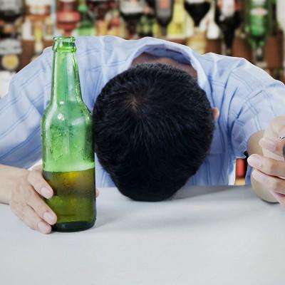 天天喝酒会得什么病 天天喝酒会得什么病啊