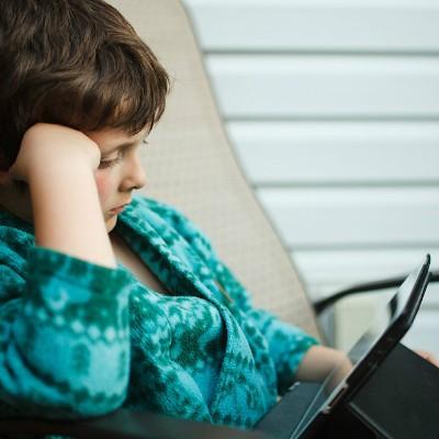 右肺中叶纤维灶怎么治疗 右肺中叶纤维灶如何治疗