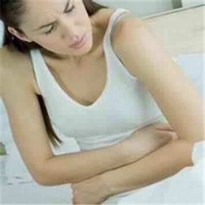 胃返酸水吃什么好（胃反酸水吃点啥好）