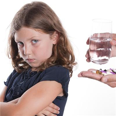 大便出血吃什么药（女人大便出血吃什么药）