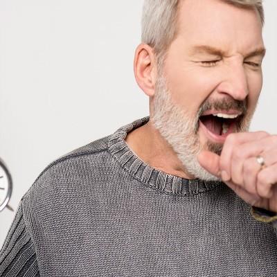 白内障症状有哪些（白内障症状有哪些表现）