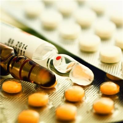 湿疹药膏是什么（湿疹药膏是什么颜色）