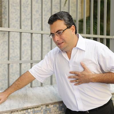 心口痛怎么办（经常心口痛怎么办）