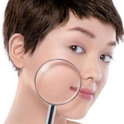 鼻子旁边长痘痘怎么办 鼻子旁边长痘痘怎么办图片