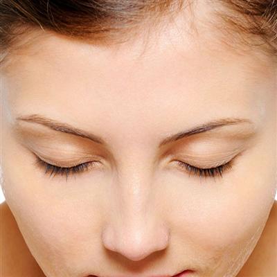 用什么洗脸可以祛斑 用什么洗脸可以祛斑美白的方法