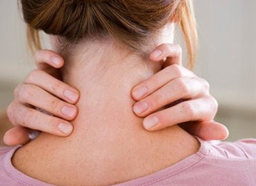 颈椎病患者日常生活注意事项（颈椎病患者平时注意事项）