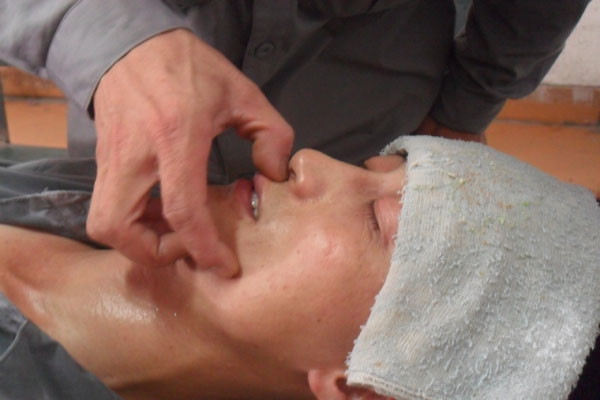 中暑了怎么办 中暑了怎么办最简单的办法