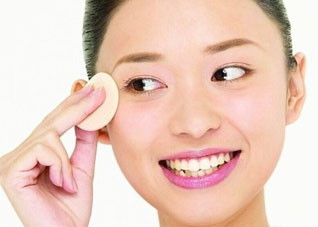 红霉素软膏可治疗身体小毛病 红霉素软膏一般都治什么毛病?