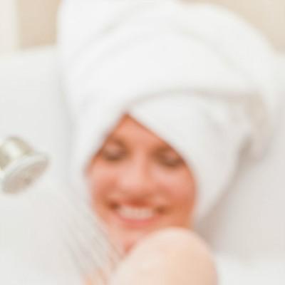 晚上柠檬片可以直接敷脸吗（柠檬片能不能直接敷脸）