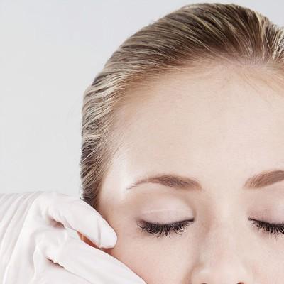 割完双眼皮术后多久可以化妆 割完双眼皮术后多久可以化妆洗脸