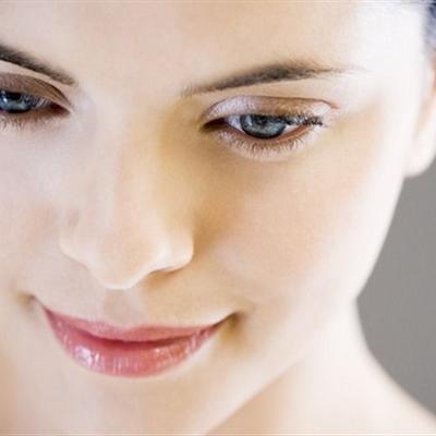 去掉抬头纹要多少钱（抬头纹怎么去除最有效抬头纹治疗要多少钱）