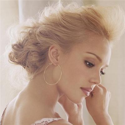 关于脸上整容要多少钱（脸部整容的多少钱）