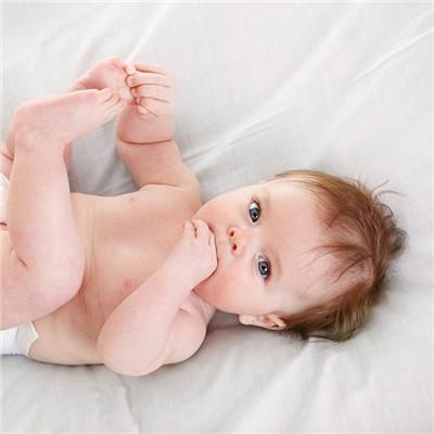 婴儿便秘吃什么好（婴儿便秘吃什么好的快）