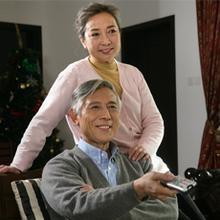 追剧族警惕小心老得快& 一追剧就一发不可收拾