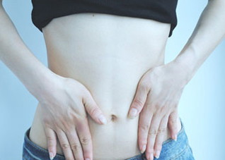 如何轻轻松松瘦腰 如何瘦腰身