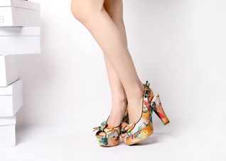 简易瘦腿操 瘦腿减肥操简单易学 视频