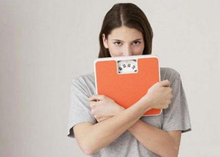 经期减肥应注意合理饮食（经期减肥饮食注意事项）