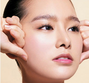 脸部说是水肿，该怎么瘦脸 脸部水肿是怎样的