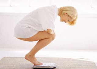 8招告别水桶腰，保持好身材的秘诀（如何练出水桶腰）