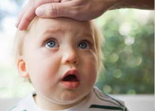 新生儿感冒怎么办（新生儿感冒怎么办 未满月）